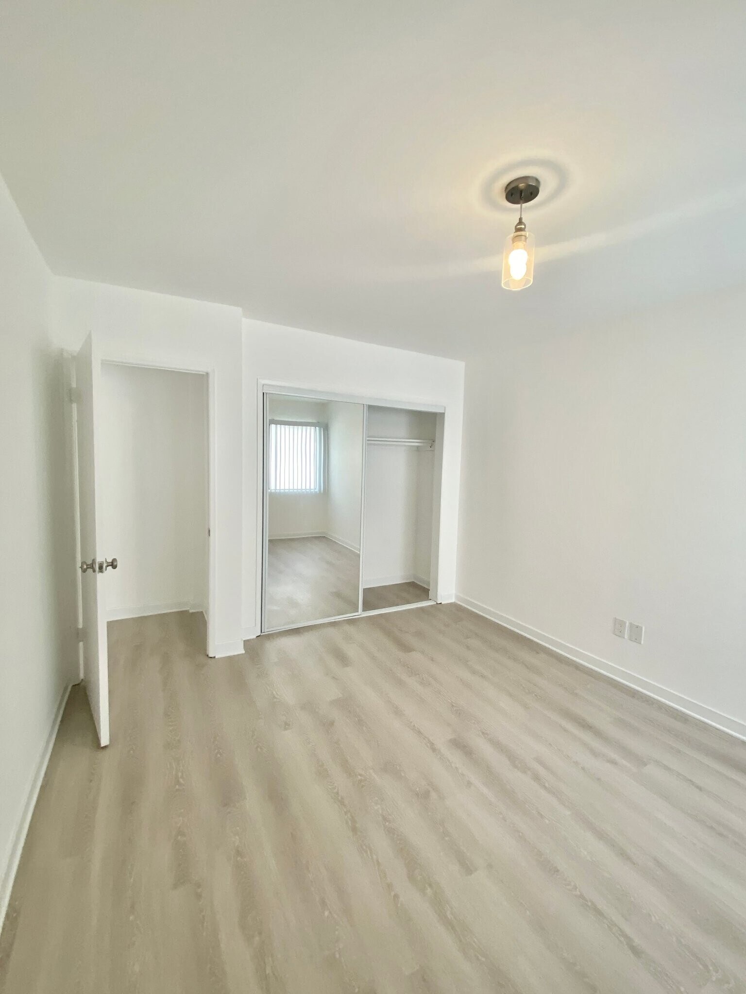 Building Photo - 1534 10th St
