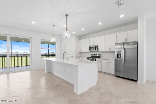 Building Photo - 15182 Bluffton Ln