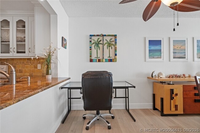 Building Photo - 9940 S Ocean Dr