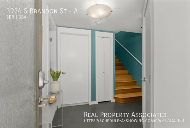 Building Photo - 3924 S Brandon St