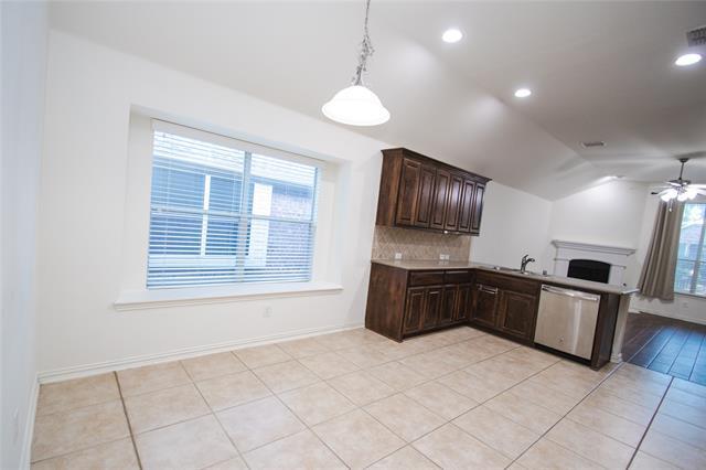 Building Photo - 4616 Daisy Leaf Dr
