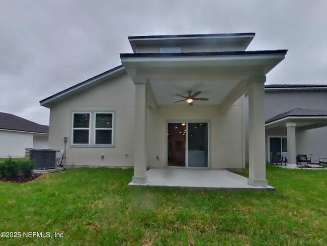 Building Photo - 14865 Praline Ct