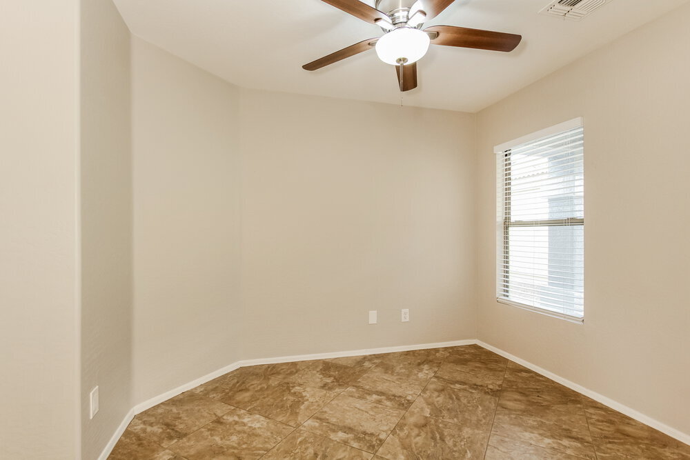 Building Photo - 12913 N 127th Ln