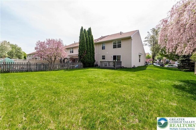 Building Photo - 2717 Tamlynn Ln