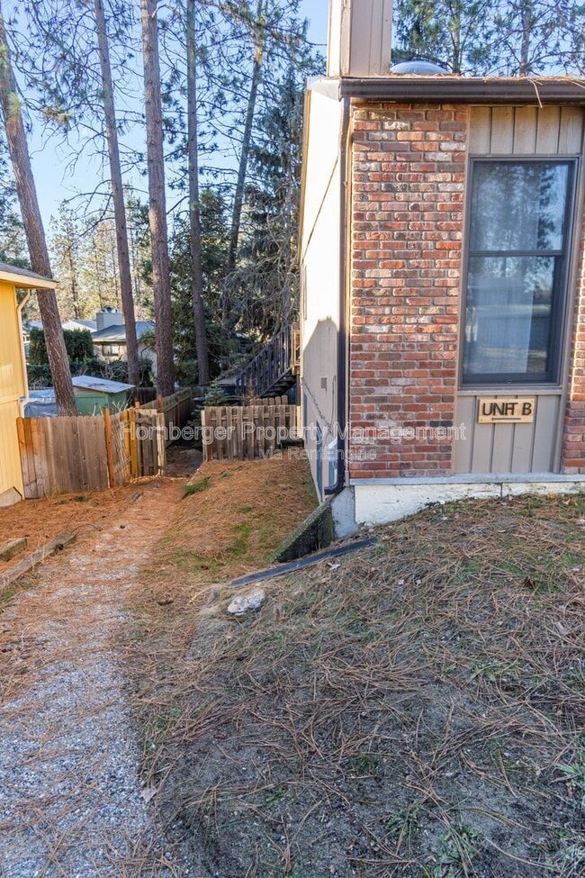 Building Photo - 8615 N Kelly Ct