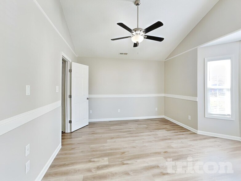 Building Photo - 5112 Limewood St