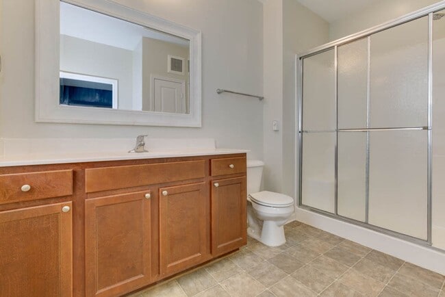 Building Photo - Discover this BEAUTIFUL 2-bedroom home in the sought-after Western Branch area!