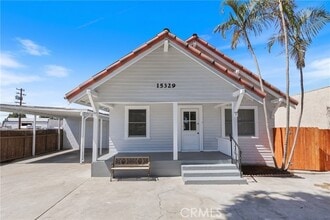 Building Photo - 15329 Paramount Blvd