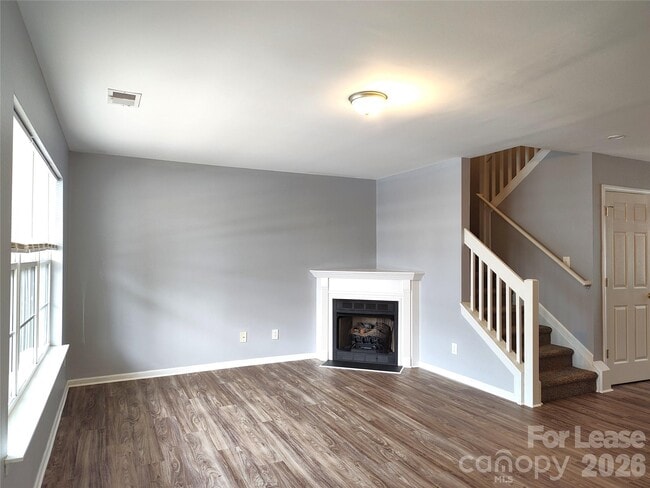 Building Photo - 14934 Deshler Ct