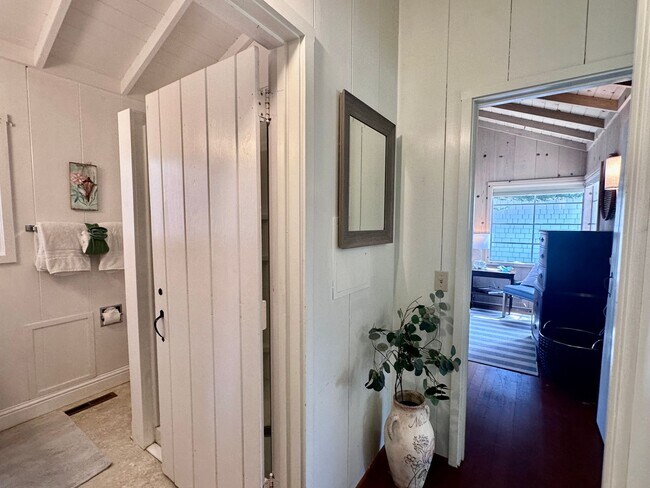 Building Photo - Idyllic Fully Furnished Cottage in Asilomar Dunes Available Monthly