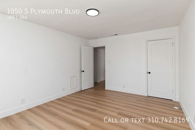 Building Photo - 1050 S Plymouth Blvd