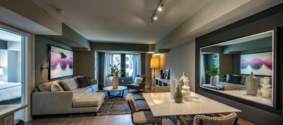 Building Photo - 30 Cambridge Park Dr. Unit 3131