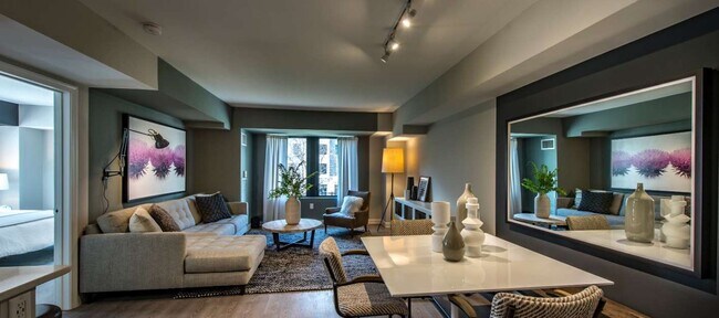 Building Photo - 30 Cambridgepark Dr