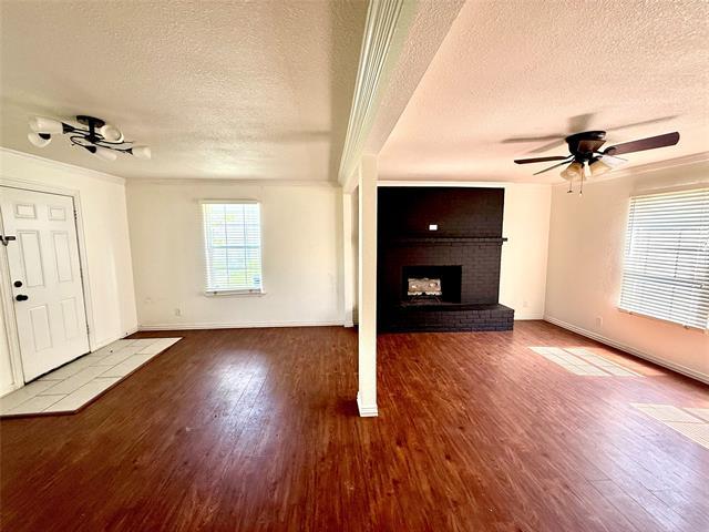 Building Photo - 205 Stardust Ln