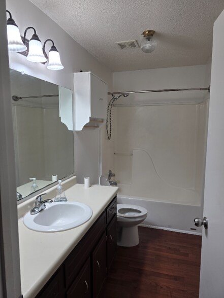 Building Photo - 374 Jack Miller Blvd