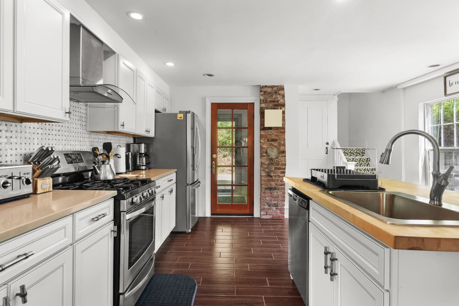 Building Photo - 1104 Crowe Rd