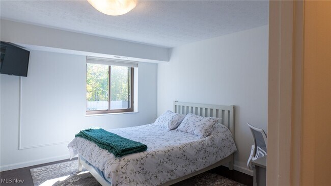 Building Photo - 9761 Sunrise Blvd