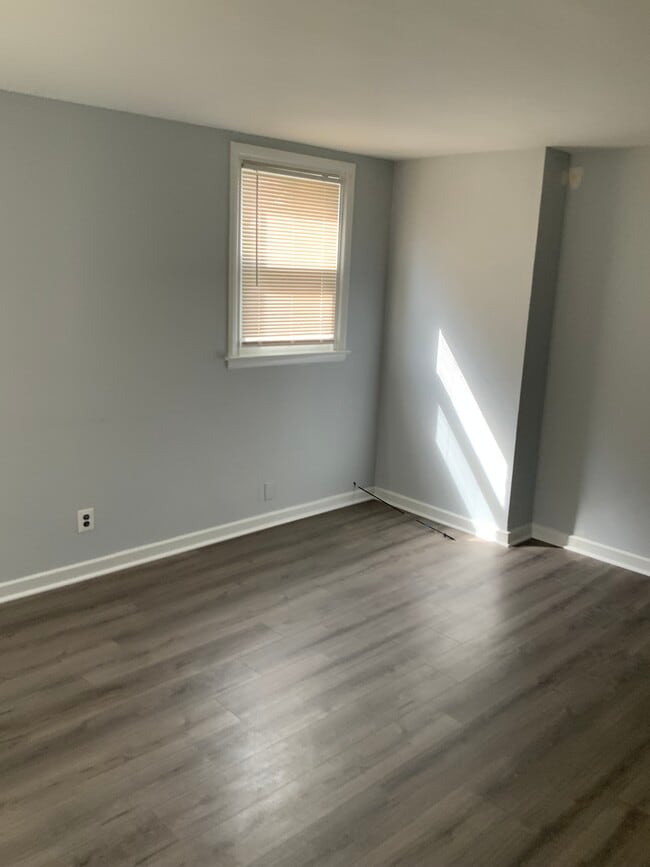 Building Photo - Princeton Ave