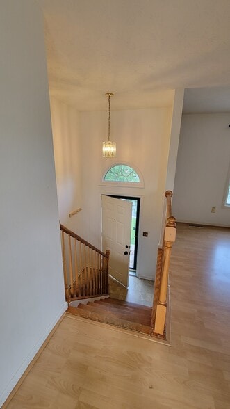 Building Photo - 131 Brookside Pl