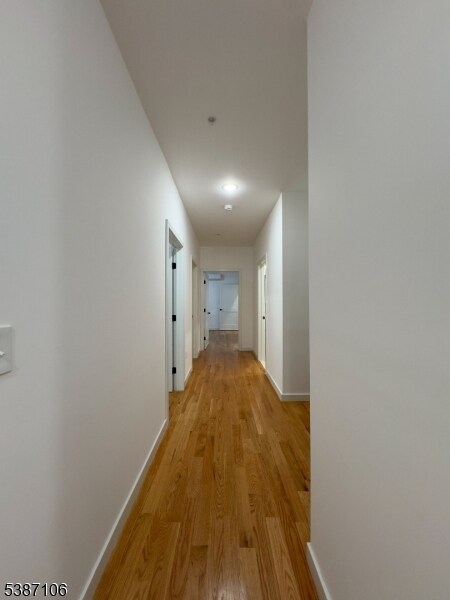 Building Photo - 52 James St