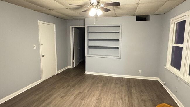 Building Photo - 1113 Knoxville Ave