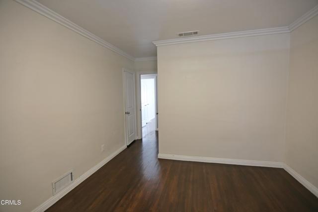 Building Photo - 529 N El Molino St