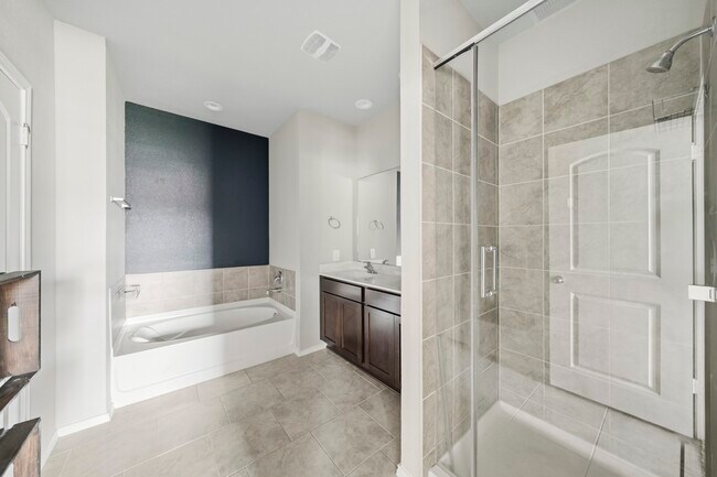 Building Photo - 3525 Pearl Mill Ln