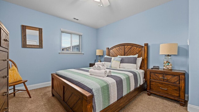 Building Photo - 814 Brighton Pl