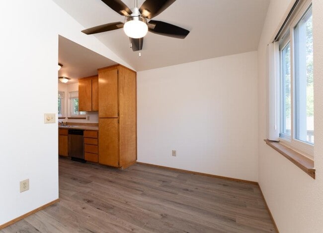 Building Photo - 3 bedroom in Covington WA 98042