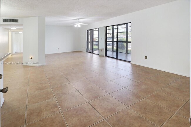 Building Photo - 9887 N Belfort Cir