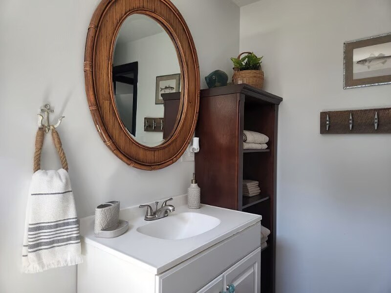 Building Photo - 431 Winnacunnet Rd