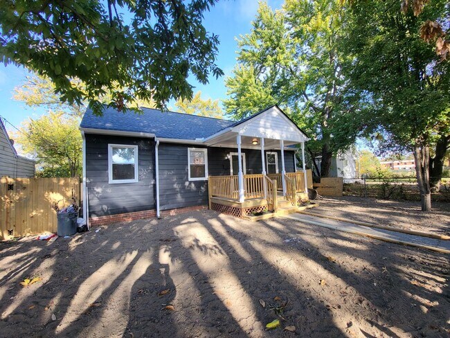 Primary Photo - Recently Updated Two Bedroom Home Minutes ...