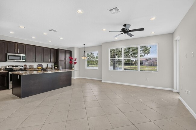 Building Photo - 2916 Payson Way