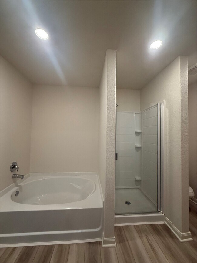 Building Photo - 473 Amberwood Pk Dr