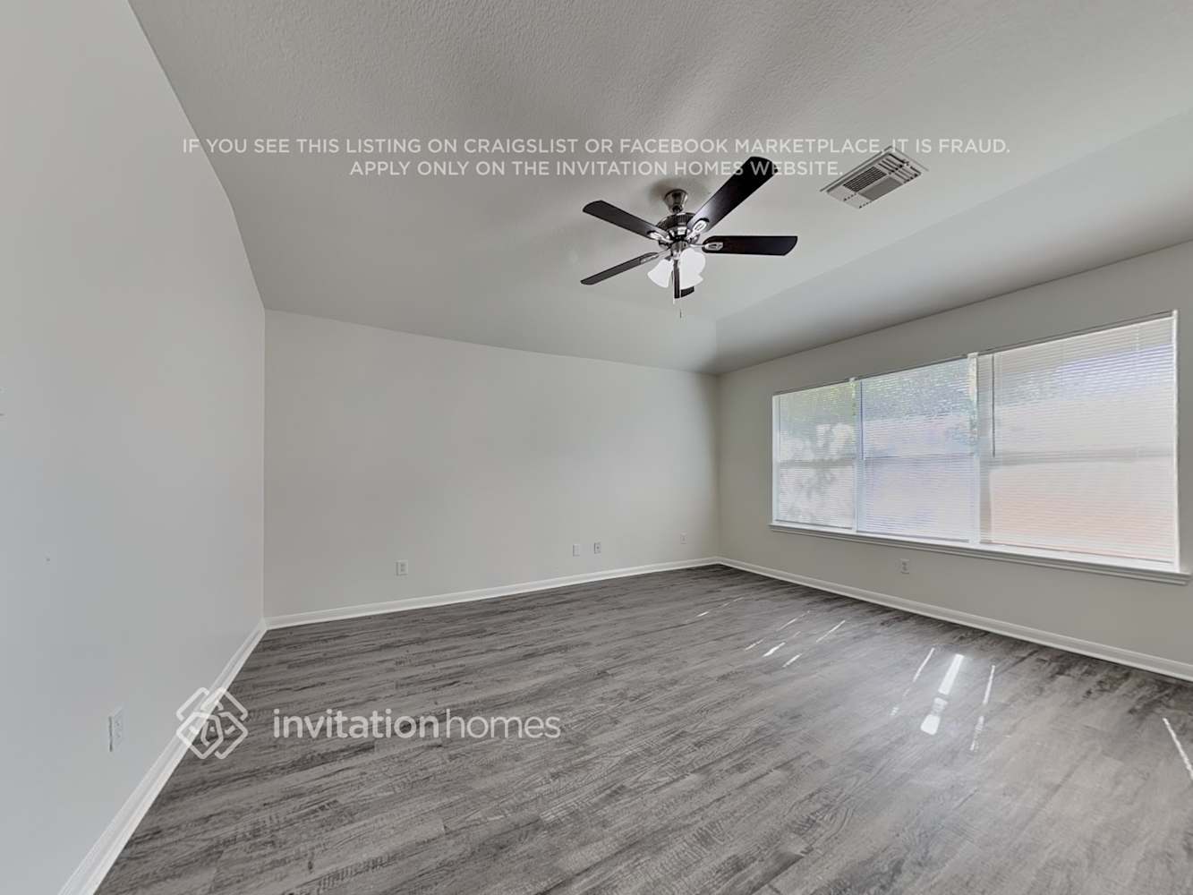 Building Photo - 15407 Riford Dr