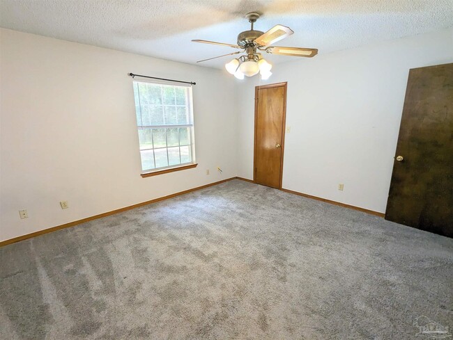 Building Photo - 6556 Bass Ln