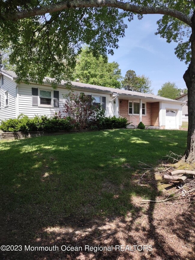 Building Photo - 178 Susan Dr