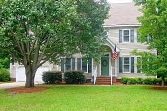 Building Photo - Maplewood