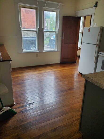Kitchen - 2 Noyes St