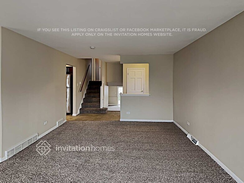 Building Photo - 240 Hale St