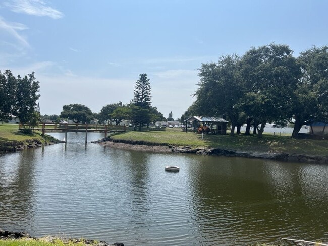 Building Photo - 343 Talbot St