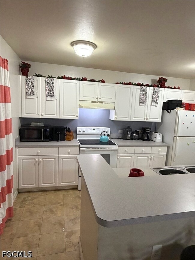 Building Photo - 5011 Moon Ln