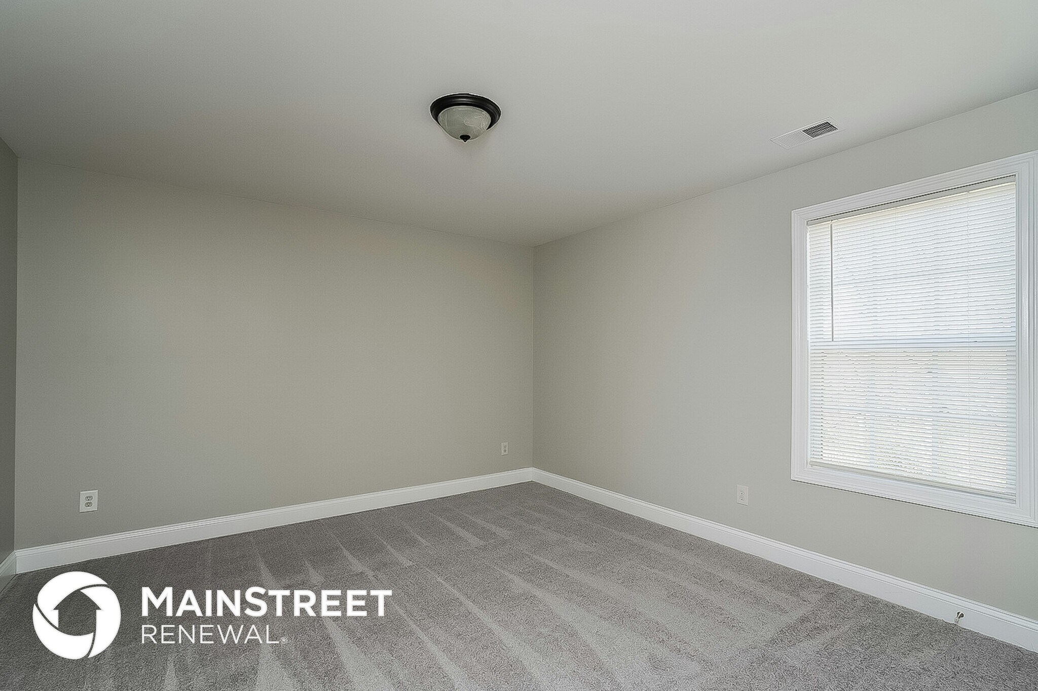 Building Photo - 320 Sea Biscuit Dr