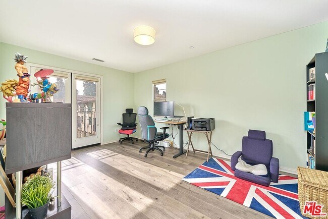 Building Photo - 11842 Nixon Ln