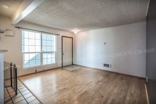 Building Photo - 1301 University Ave