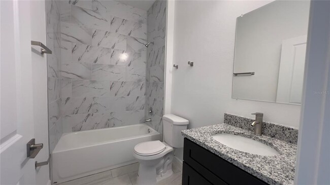 Building Photo - 8610 N Upland Dr