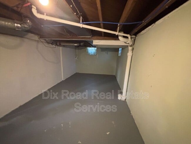 Building Photo - 107 Edgewood Ave