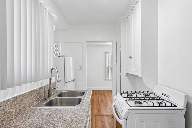 Floorplan - 4214-4240 S. Hoover St.
