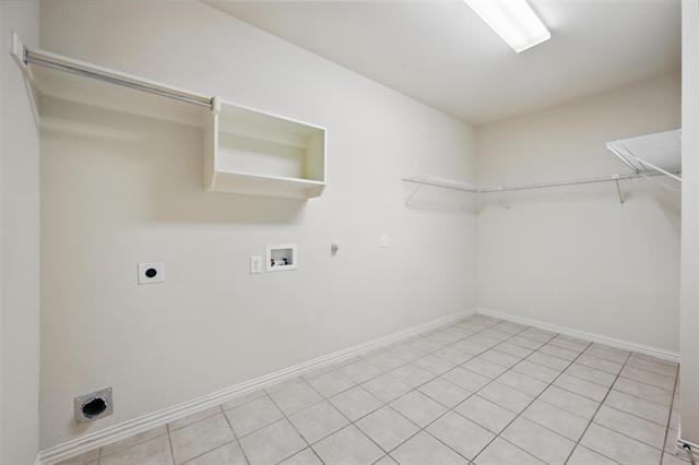 Building Photo - 3813 Edward Dr