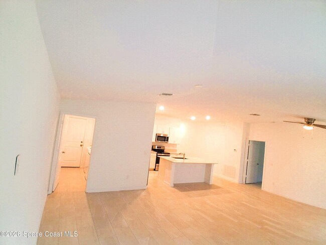 Building Photo - 1866 Diablo Cir SW